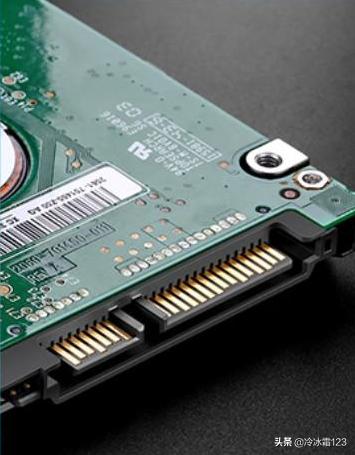 旧台式电脑硬盘改移动硬盘（旧台式电脑硬盘改移动硬盘能用吗）